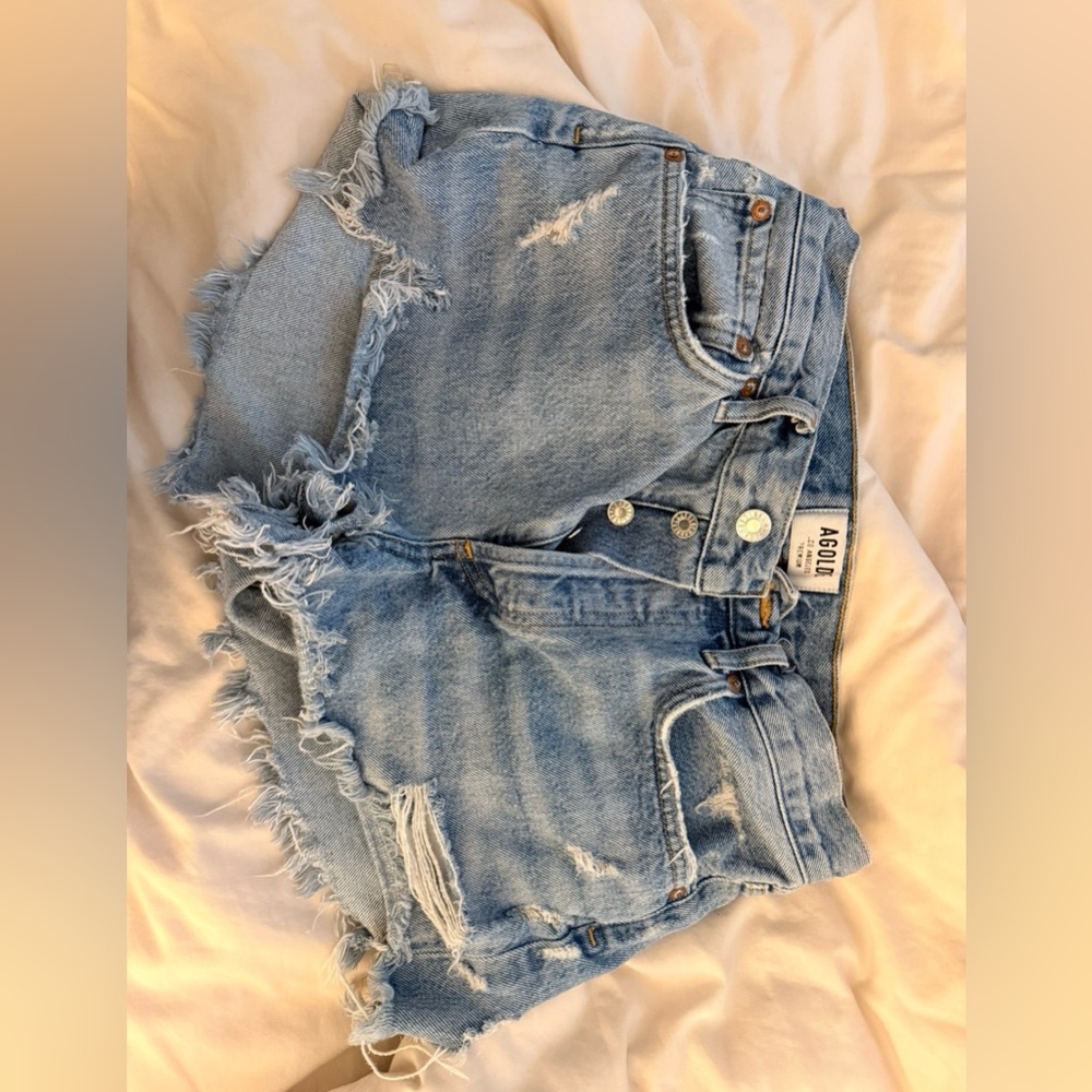 AGOLDE denim shorts.